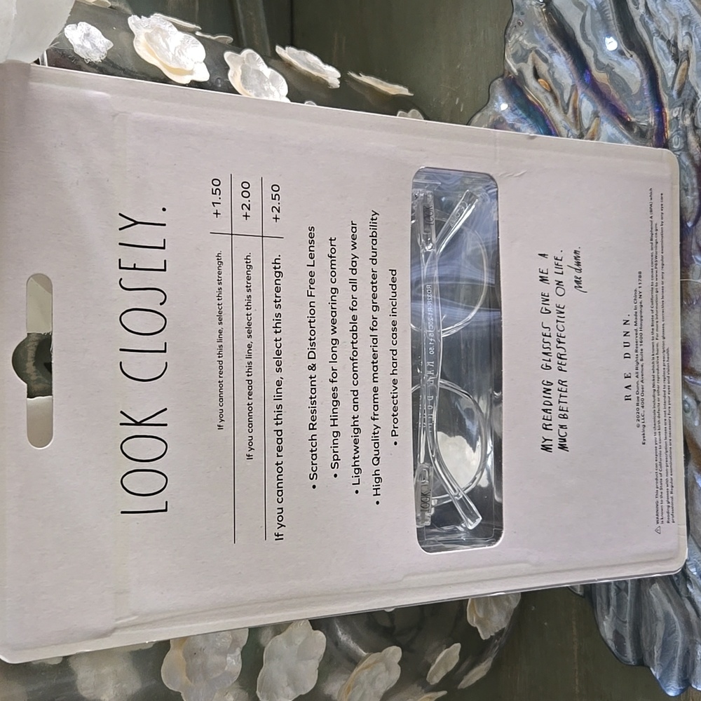 Rae Dunn 3 PAIR Set Premium Reading Glasses & Case LOOK CLOSELY +1.50 +2.00 NWT - Picture 4 of 7